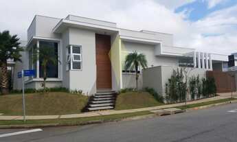 Imagem: 3 dormitórios, 3 suíte, 4 vagas na garagem