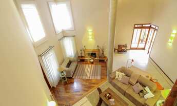 Imagem 4: 5 dormitórios, 2 suíte, 4 banheiro, 6 vagas na garagem, 338M² de Área Construída