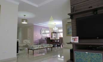 Imagem 4: 3 dormitórios, 1 suítes, 4 vagas na garagem, 200M² de Área Construída