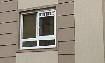 Imagem 2: Imperdível Casa em Condomínio à Venda em Porto Alegre-RS, Bairro Ipanema: 3 Quartos, 1 Suí