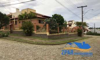 Imagem: CASA COM 3 DORMITÓRIOS À VENDA - ESPÍRITO