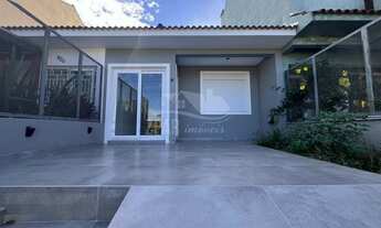 Imagem 2: CASA COM 2 DORMITÓRIOS À VENDA, 76 M² POR R$ 450.000,00 - HÍPICA - PORTO ALEGRE/RS
