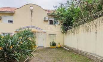 Imagem: Sobrado com 02 Dormitórios em Condomínio