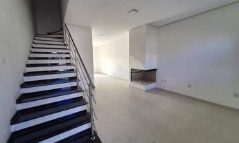 Imagem 4: Imperdível: Casa à venda em Porto Alegre-RS, bairro Hípica, 3 quartos, 1 suíte, 2 salas, 2