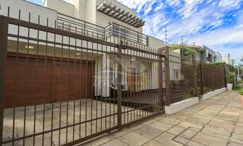 Imagem: Sobrado de alto padrão com 3 suítes no