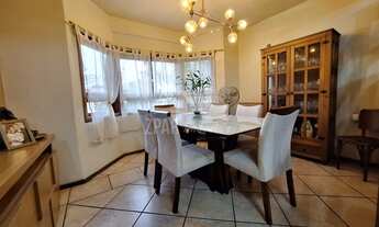 Imagem 7: Sobrado com 3 dormitórios sendo 1 suíte com closet - Jardins do Prado/POA