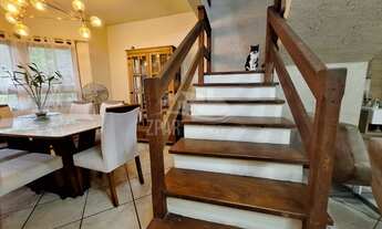 Imagem 6: Sobrado com 3 dormitórios sendo 1 suíte com closet - Jardins do Prado/POA