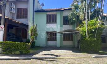 Imagem 2: Casa à venda em Porto Alegre-RS, bairro Cavalhada: 3 dormitórios, 1 suíte, 2 salas, 3 banh