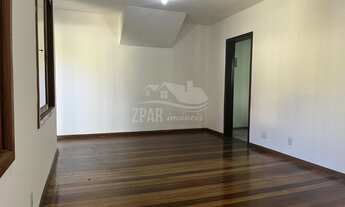 Imagem 7: Casa à venda em Porto Alegre-RS, bairro Cavalhada: 3 dormitórios, 1 suíte, 2 salas, 3 banh