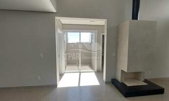 Imagem 3: Casa térrea com 3 dormitórios, sendo 1 suíte, localizada no Condomínio Jardins do Condado