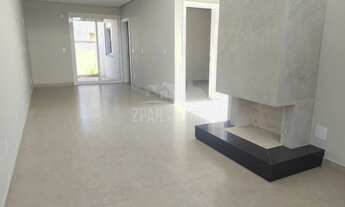 Imagem 2: Casa térrea com 3 dormitórios, sendo 1 suíte, localizada no Condomínio Jardins do Condado