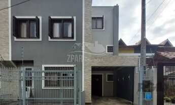 Imagem: Casa à Venda na Hípica, Porto Alegre-RS