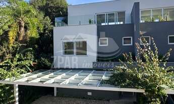 Imagem: Imponente casa no condomínio ACQUA com