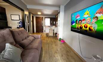 Imagem 7: Sobrado no Residencial Jardins do Prado com 3 dormitórios, 1 suíte, 2 salas, 2 vagas, 212m