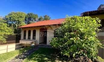 Imagem: 3 dormitórios, 2 banheiro, 3 vagas na garagem