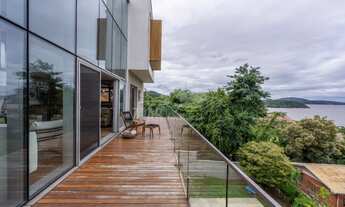 Imagem 2: Casa Luxuosa 4 Suítes à Venda no Sétimo Céu, Porto Alegre ? 480 m²