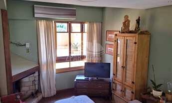 Imagem 2: Sobrado em condomínio com 3 dormitórios