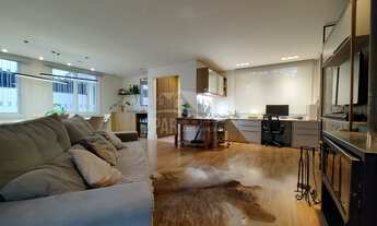 Imagem: 3 dormitórios, 2 banheiro, 5 vagas na garagem