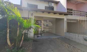 Imagem 2: Casa à venda em Porto Alegre-RS, bairro Hípica: 2 dormitórios e possibilidade para 3º