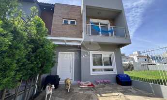 Imagem: Casa à venda em Porto Alegre - RS, bairro