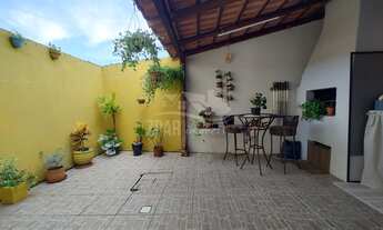 Imagem 7: 2 dormitórios, 2 banheiro, 4 vagas na garagem, 118M² de Área Construída