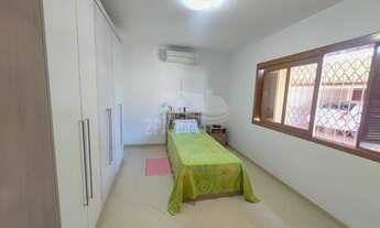 Imagem 7: Casa com 3 dormitório(s) no bairro Urubatã em Porto Alegre