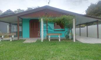 Imagem: Casa à Venda em Porto Alegre-RS, Bairro