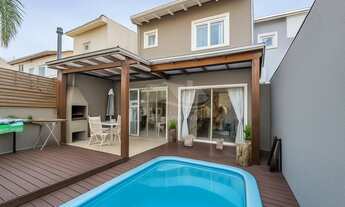 Imagem: Sobrado no residencial Lagos de Nova Ipanema