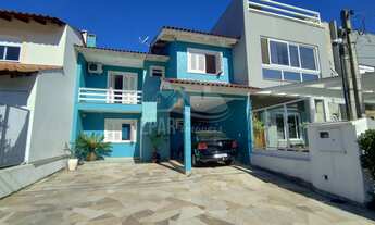 Imagem: Sobrado no residencial Lagos de Nova Ipanema