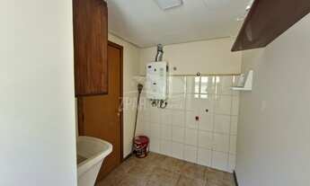 Imagem 4: 3 dormitórios, 1 suítes, 3 banheiro, 4 vagas na garagem, 279M² de Área Construída