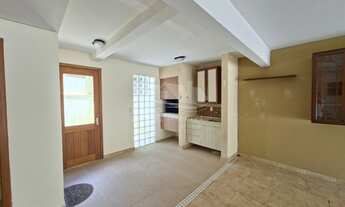 Imagem 3: 3 dormitórios, 1 suítes, 3 banheiro, 4 vagas na garagem, 279M² de Área Construída