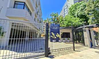 Imagem 2: 2 dormitórios, 1 suítes, 3 banheiro, 2 vagas na garagem, 205M² de Área Construída