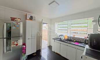 Imagem 5: 3 dormitórios, 1 suítes, 4 banheiro, 6 vagas na garagem, 286M² de Área Construída