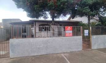 Imagem 2: Casa térrea a venda com 3 dormitórios no Bairro Aberta dos Morros