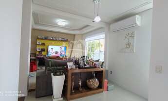 Imagem 5: Imperdível casa à venda em Porto Alegre-RS, no bairro Hípica, Jardins do Prado, com 4 quar