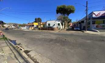 Imagem 2: Casa térrea em terreno diferenciado de esquina - Medianeira, Porto Alegre
