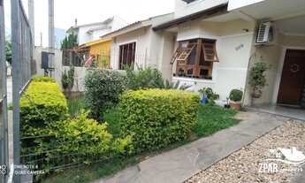 Imagem 5: Sobrado de alto padrão com 3 quartos, 1 suíte e 2 vagas de garagem na Hípica, Porto Alegre