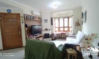 Imagem 7: Sobrado de alto padrão com 3 quartos, 1 suíte e 2 vagas de garagem na Hípica, Porto Alegre