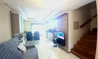 Imagem 3: Imperdível Casa à Venda em Porto Alegre-RS, Bairro Hípica: 3 quartos, 1 suíte, 3 salas, 3