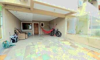 Imagem 2: Imperdível Casa à Venda em Porto Alegre-RS, Bairro Hípica: 3 quartos, 1 suíte, 3 salas, 3