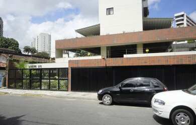 Imagem 2: Apartamento de 3 quartos com suíte e 2 vagas de garagem no Edificio Agave, Casa Forte - Re