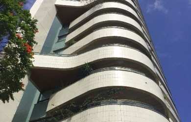 Imagem 2: Apartamento de luxo em Casa Forte, Recife-PE: 4 quartos, 3 suítes, 3 salas, 5 banheiros, 3