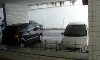 Imagem 7: Apartamento à venda no Edifício Victor II, bairro das Graças, Recife-PE: 2 quartos, 1 banh