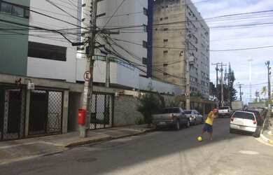 Imagem 4: Apartamento à Venda no Bairro Pina em Recife-PE: 3 quartos, 1 suíte, 3 banheiros, 1 vaga d