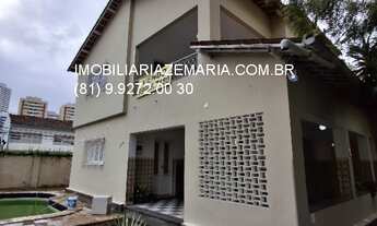 Imagem: 5 dormitórios, 3 banheiro, 6 vagas na garagem