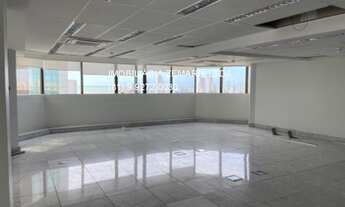 Imagem 3: Sala Comercial de Alto Padrão no Empresarial Riomar: 1 sala, 2 banheiros, 4 vagas de garag