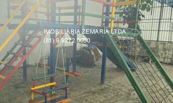 Imagem 4: Apartamento à venda no bairro Torre em Recife-PE com 3 quartos, 1 suíte, 3 banheiros, 2 va