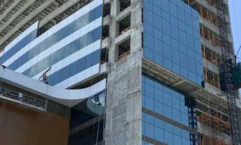 Imagem 3: VENDO MEIA LÂMINA EMPRESARIAL RIOMAR TRADE CENTER ENTREGA EM DEZEMBRO DE 2022 60 MESES PA