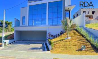 Imagem 2: Linda Casa Assobradada Projeto Diferenciado 6 vagas de garagem com 4 suítes agende sua vi