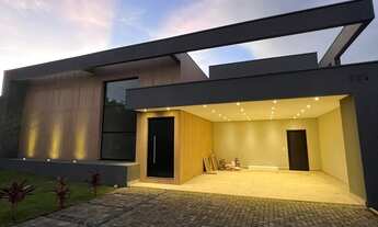 Imagem: Linda casa de alto padrão com muito espaço